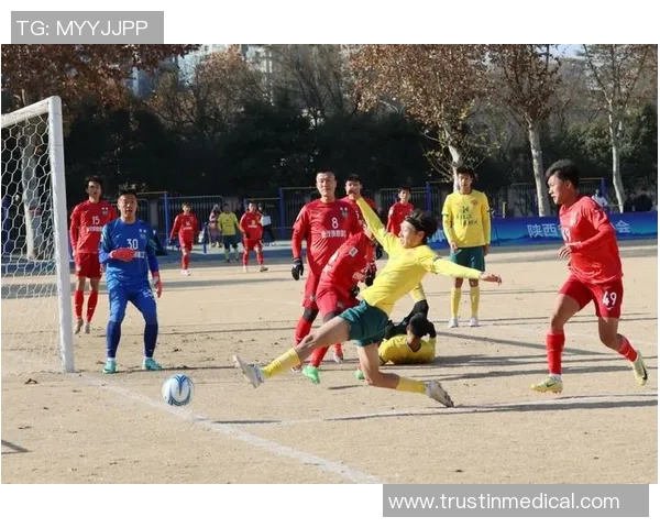 西安足球队的崛起与发展探秘:力量与激情交织的绿茵传奇 西安足球队的崛起与发展探秘:力量与激情交织的绿茵传奇