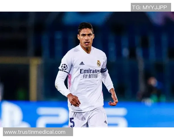 各大爆冷足球明星名字盘点与他们的传奇故事回顾